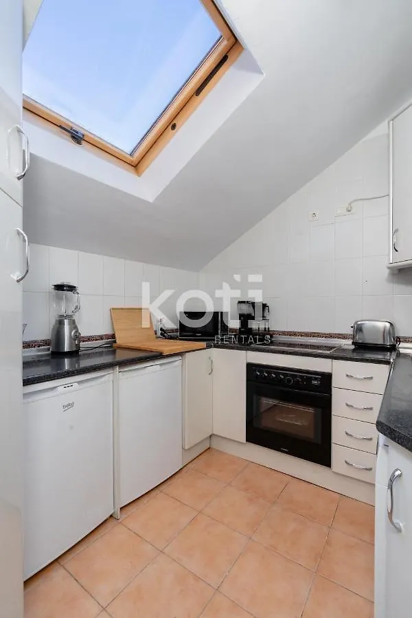 Koti Rentals - Atico Fenix Fuengirola 0*,  Spain