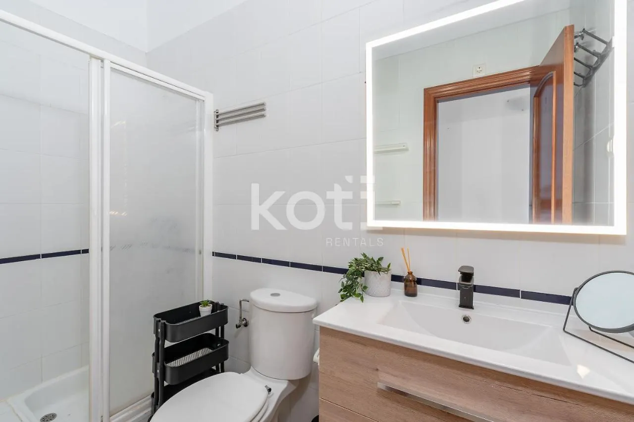 Koti Rentals - Atico Fenix Fuengirola Apartment