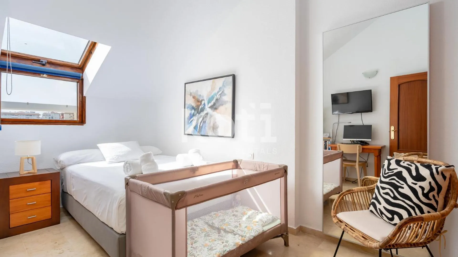 Apartment Koti Rentals - Atico Fenix Fuengirola Spain